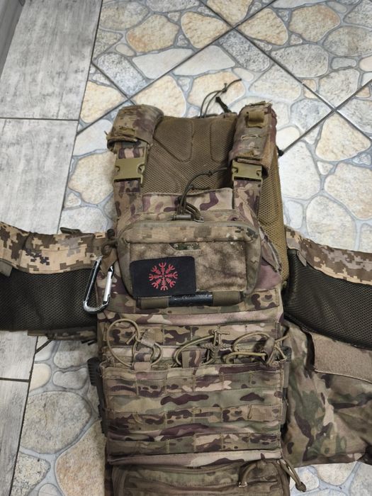 Бронежилет каска і рпс