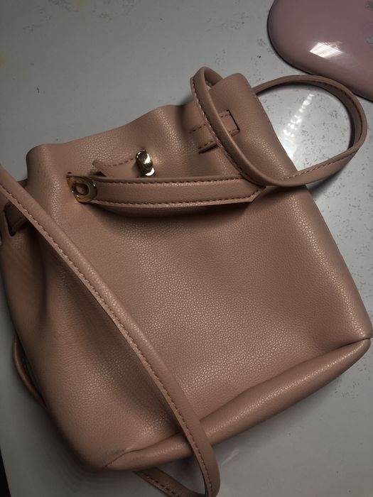 Жіноча сумка.   .