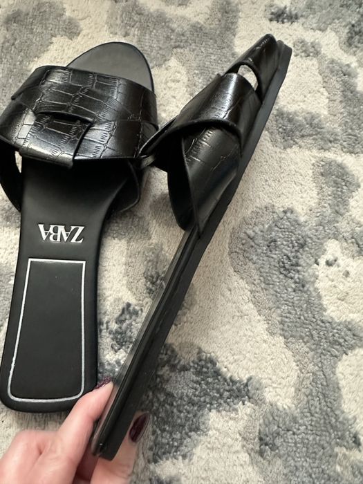 Шльопки літні Zara