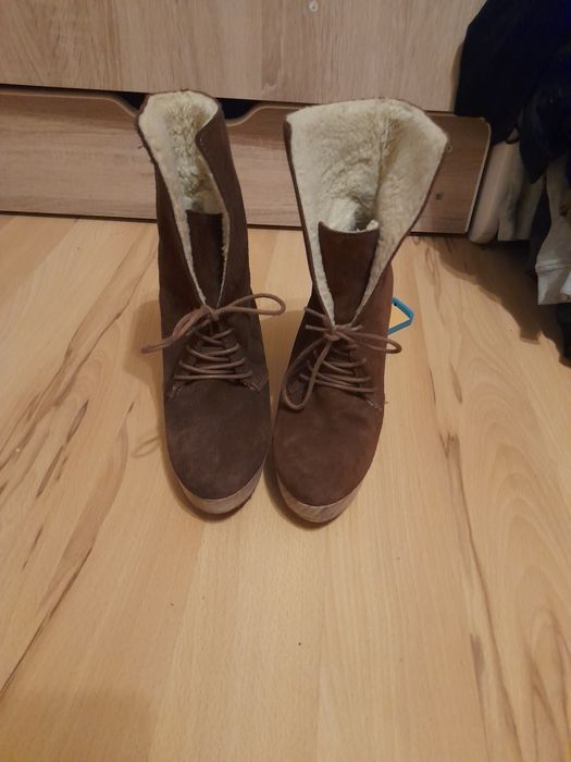 Buty damskie botki