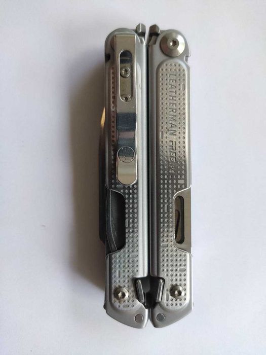 Мультитул Leatherman Free P4