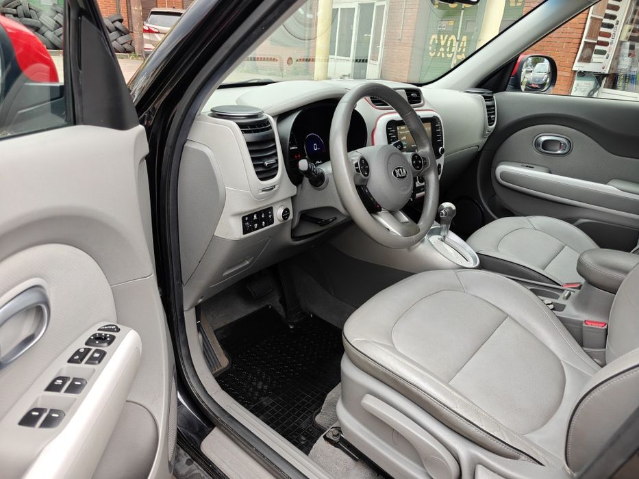 Kia e-soul  33kw