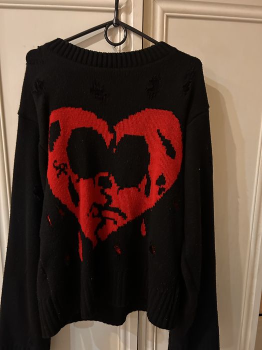 Sad kids sweater, akimata