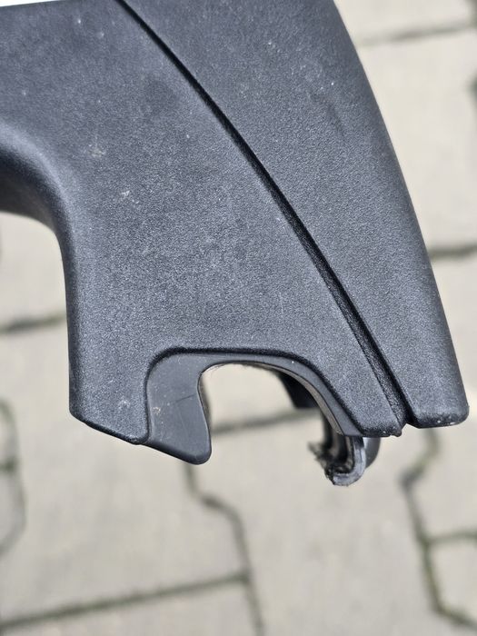 Belki poprzeczki bagażnik dachowy THULE Opel Zafira C na relingi zinte