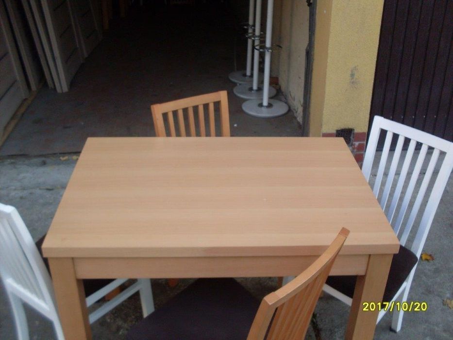 Sprzedam stół z krzesłami