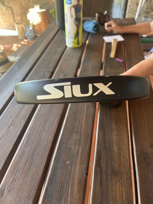 Raquete padel Siux Diablo praticamente nova.