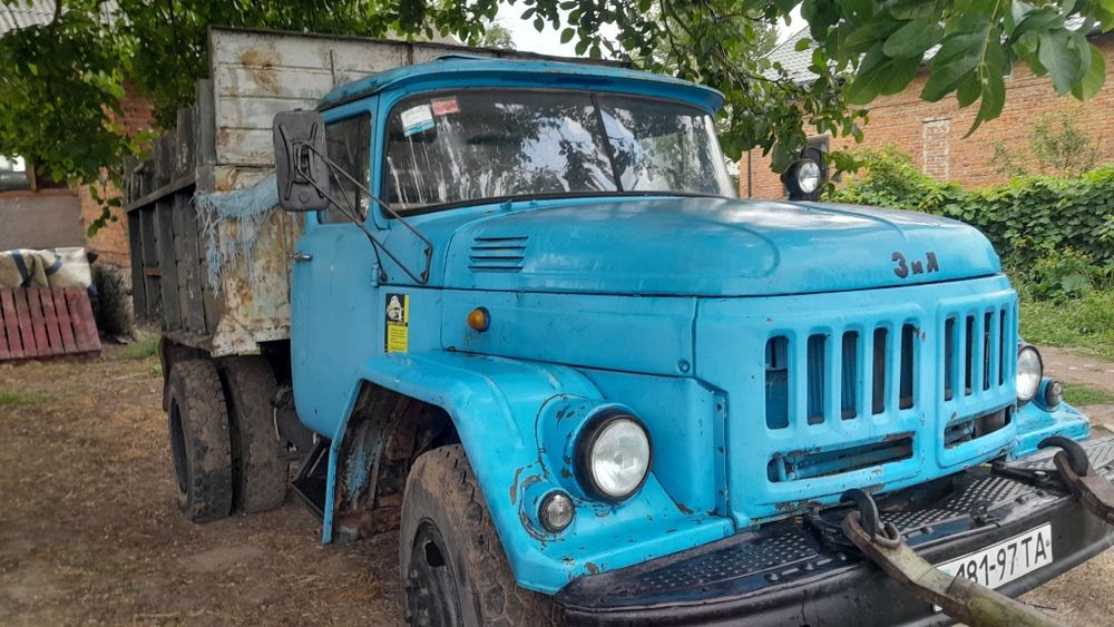 Продам зіл, потребує ремонту або заміни двигуна, двигун є в наявності, дзвоніть домовимся...