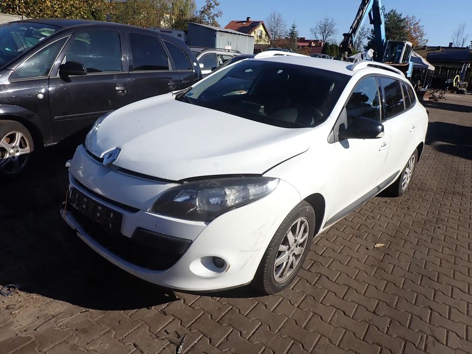 CZĘŚCI - Renault Megane III 3 1,5DCI 110KM K9K846 6B TL4056 KOMBI LAKIER 0V369 2011r. INDEX - 9092