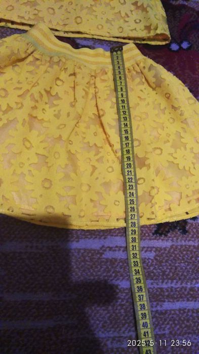 Літній костюмчик на дівчинку