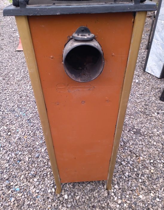 Piecyk żeliwny koza