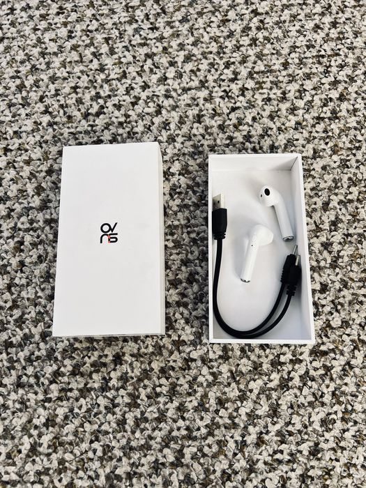 Airpods навушники