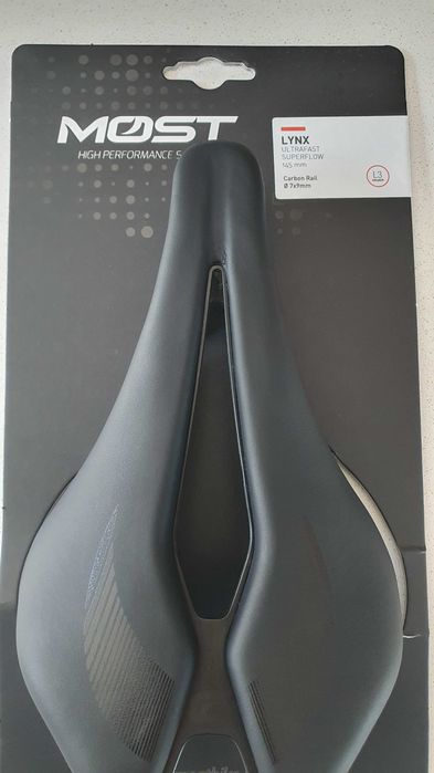 Siodełko Pinarello Most Lynx Ultrafast Superflow Carbon 145 mm