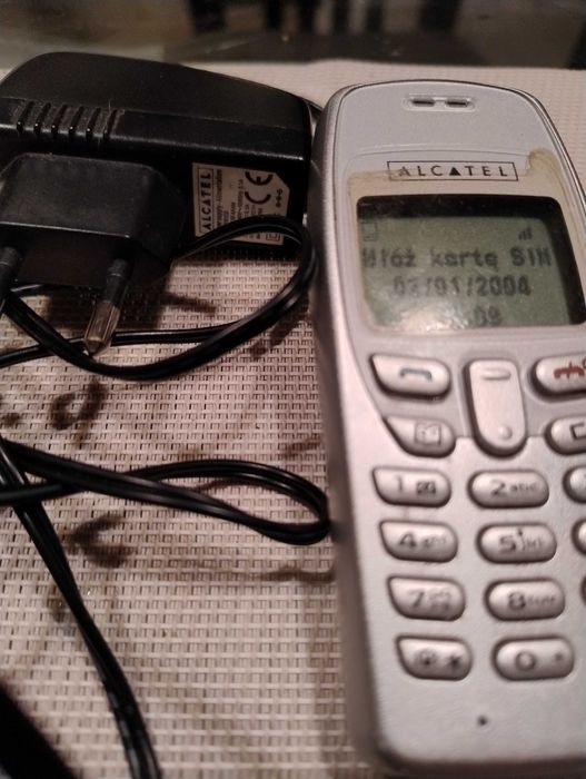 Alcatel XG1 z ładowarką