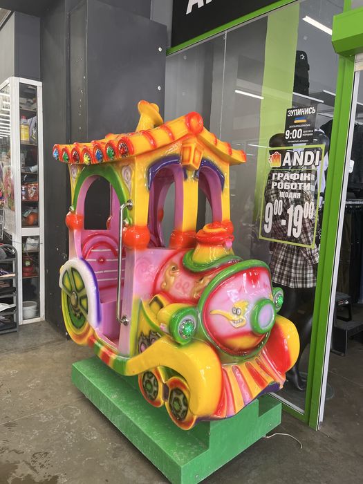 Дитячі качалки , атракціон