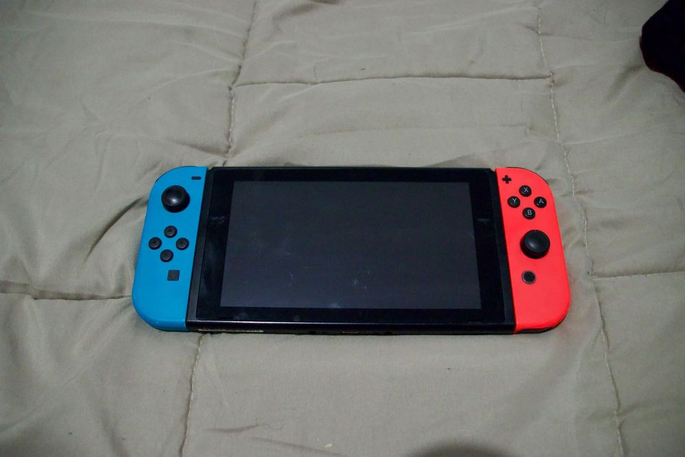Nintendo Switch com acessórios
