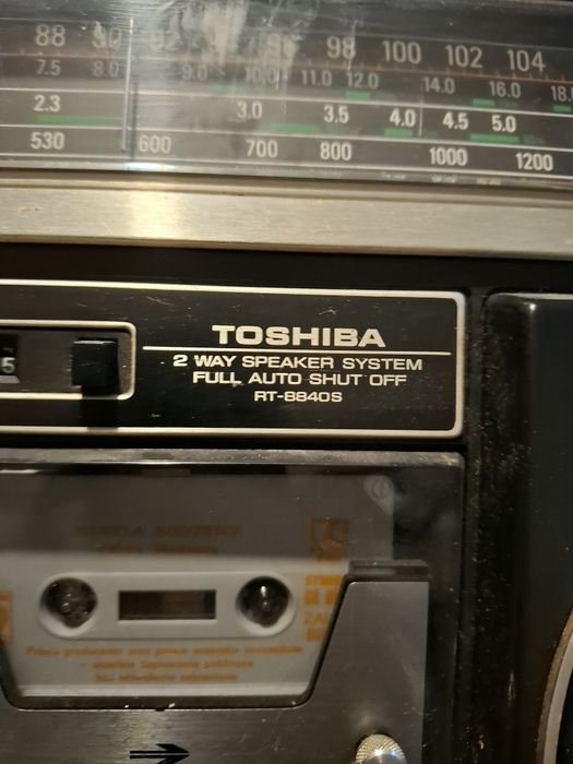 radiomagnetofon Toshiba RT-8840S,