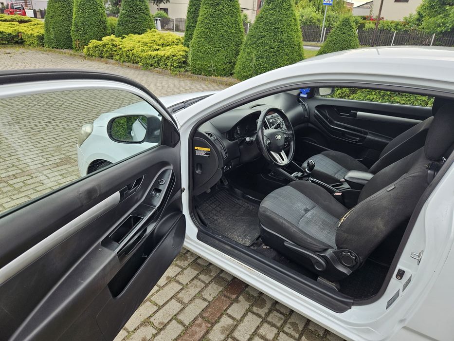 Kia ProCeed 1.6 crdi 2011r