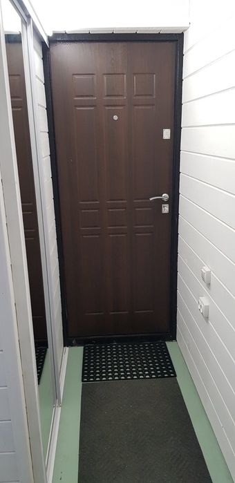 2-кімнатна квартира-котедж в центрі з видом на ліс