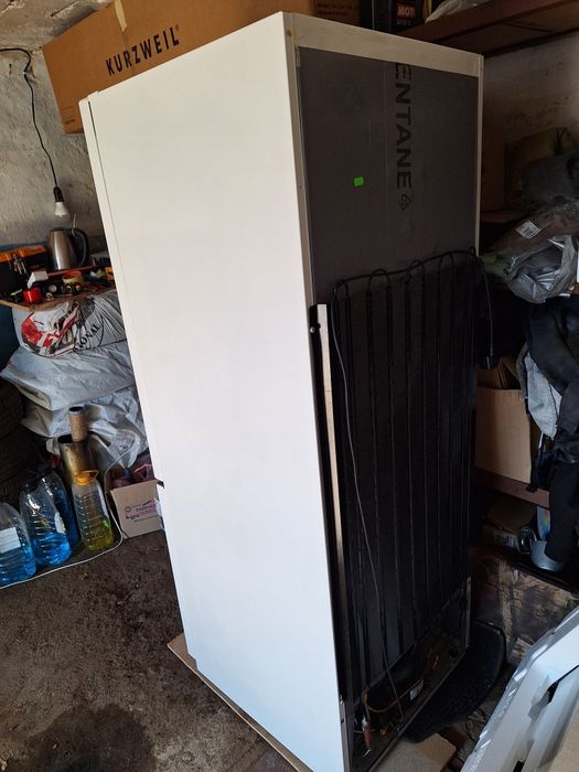 Продам холодильник Indesit LI6 S1 W