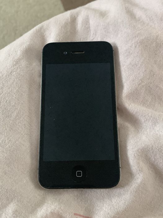 iPhone 4 / 4s телефон