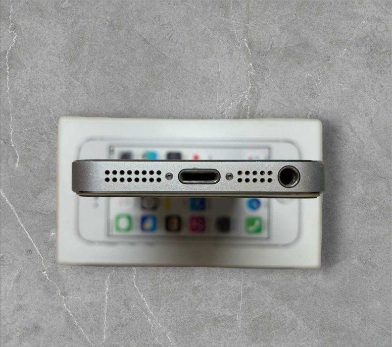Apple iPhone 5S 16GB silver white