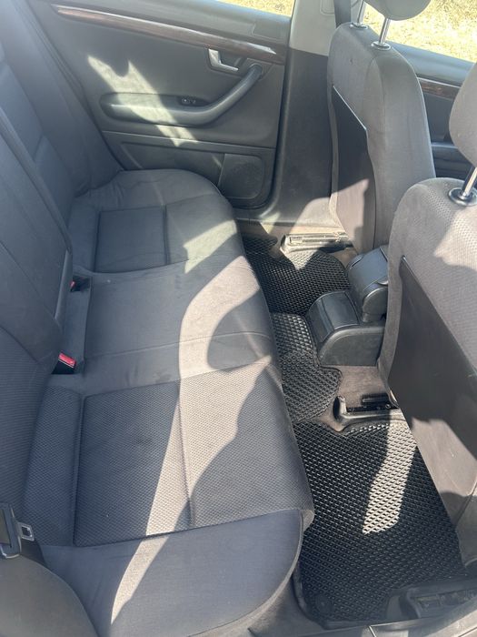 Ауді а4 б6 2004 року