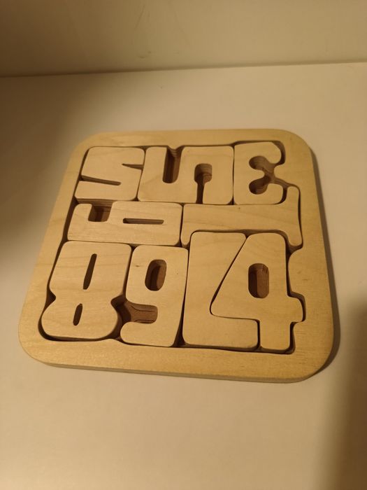 Drewniana układanka cyfry Ikea Pyssla