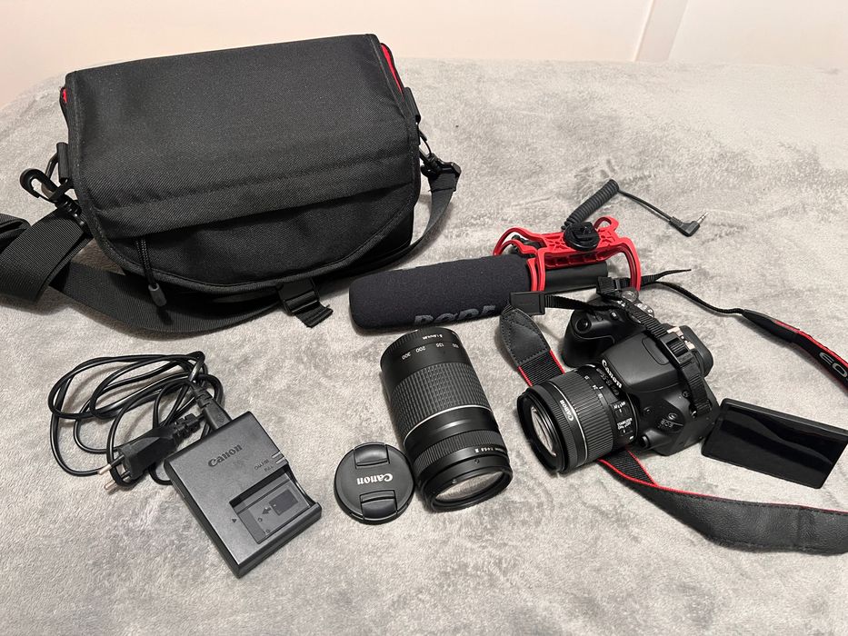 Pack Canon EOS 200D + microfone + objetiva 18-55mm e objetiva 75-300mm