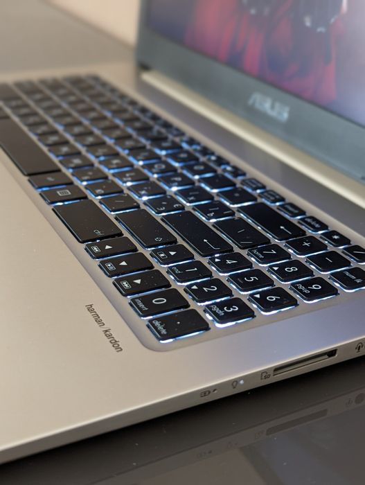 Ноутбук ASUS VivoBook Pro 15