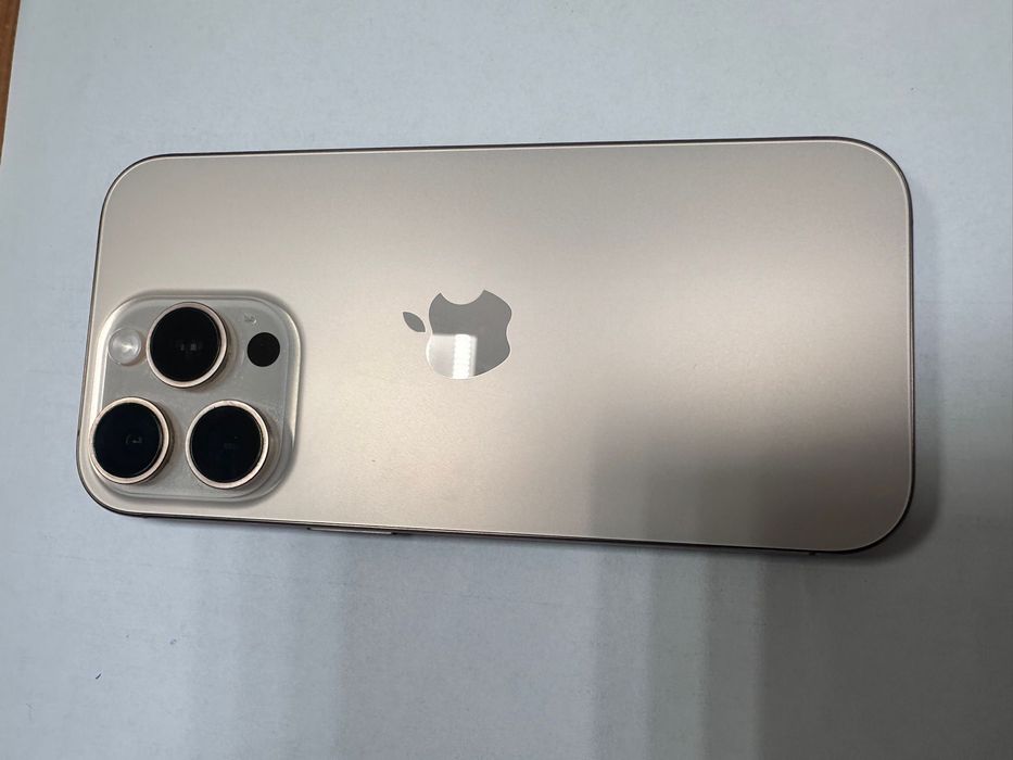 Iphone 16 pro 128gb deset titanium zloty mozliwa zamiana na air iphone