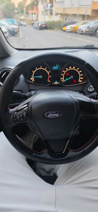Ford Fiesta ST-Line 1.0 EcoBoost 140cv Red Edition