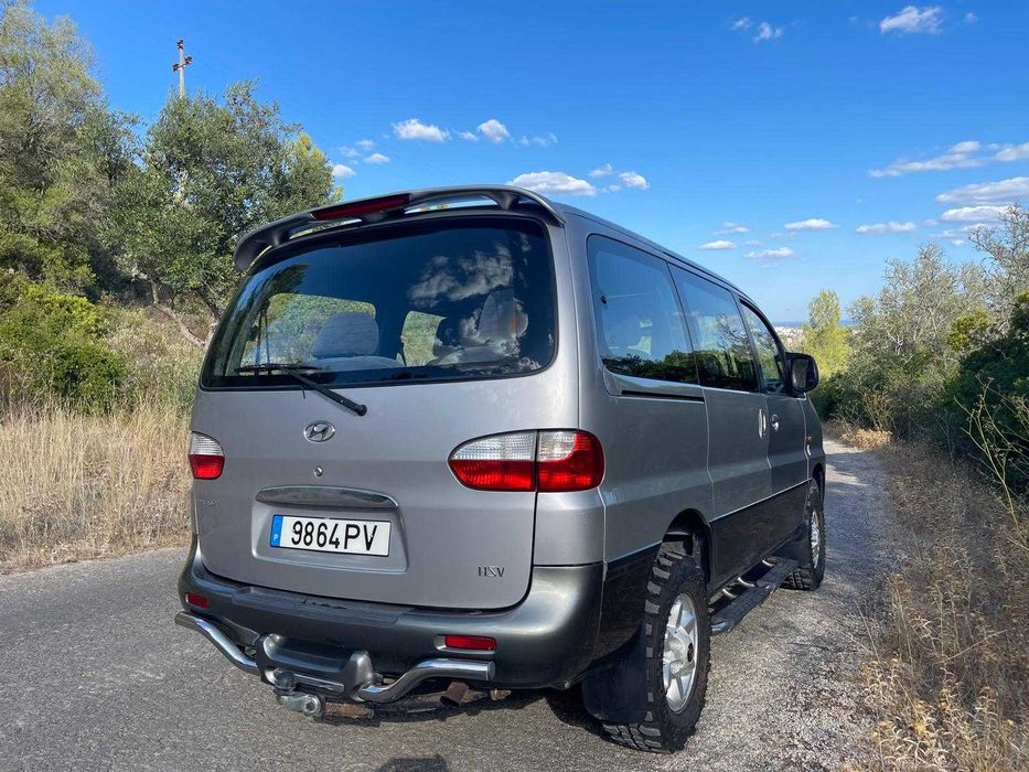 HYUNDAI H1 PLAZA 4X4 7 Lugares