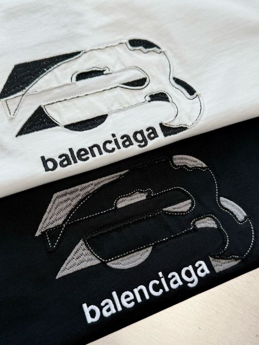 Футболка Balenciaga унісекс чорна/біла, вишивка, преміум якість S–XXL