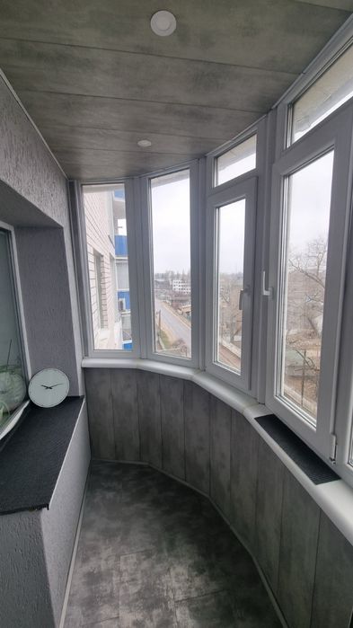 Продам 1 кім. студію  АВТОНОМКА 7/10 цегла вул. Попова