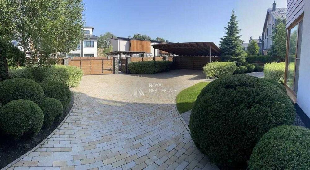 Продаж квадро будинок 250 м2 5 соток КМ Коник Київ Голосіївський район Автономний