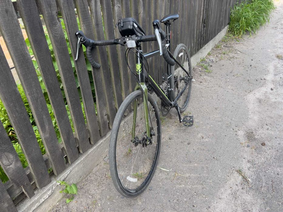Гравійний велосипед Gt grade в гарному стані