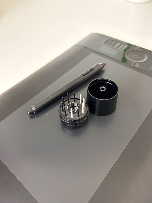 Гоафічний планшет Wacom Intuos PTK-640