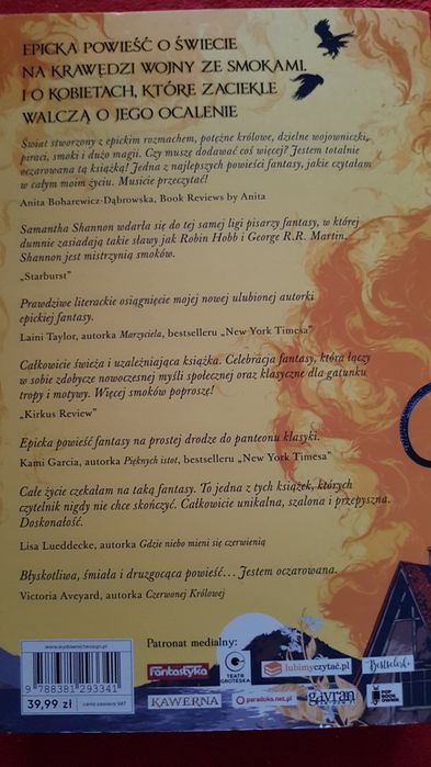 Samatha Shannon Zakon drzewa pomaranczy powieść fantasy