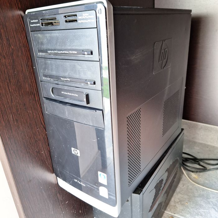 Desktop Hp + monitor dell