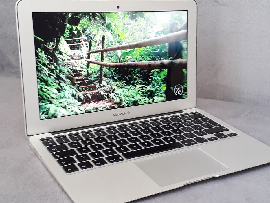 Macbook air 2014 11’’