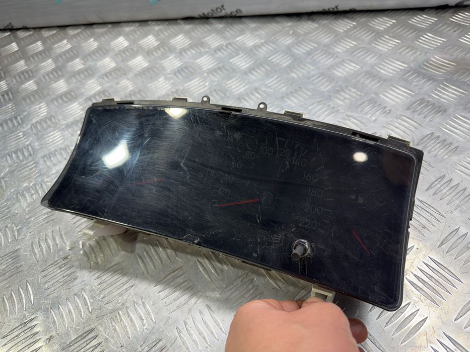Приборная панель Щиток приборов TOYOTA COROLLA  8380002C50