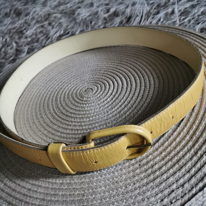 Pasek skórzany damski, żółty, długość 90 cm