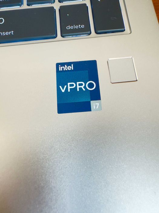 HP Elitebook 860 G10 c/Ecran 16" Tactil|i7-1365u|32Gb|Ssd 1TB|Garantia