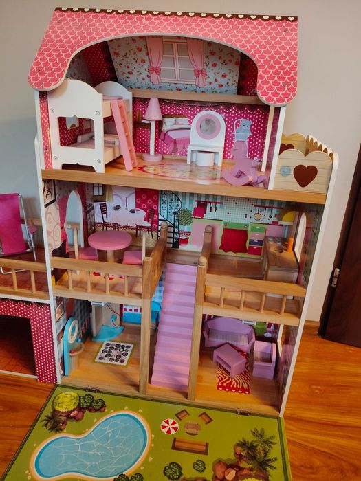 Domek dla lalek, duży z garażem