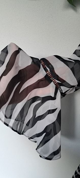 Sukienka w panterkę