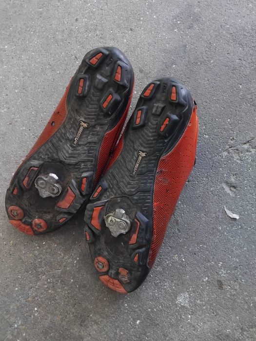 Sapatos btt Shimano xc7 em bom estado