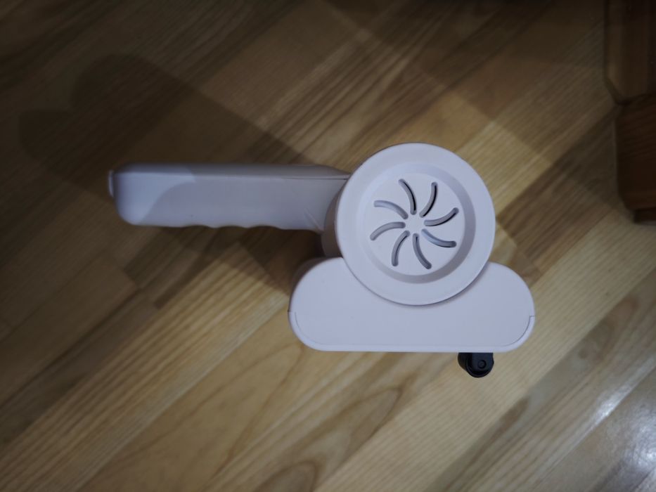 Пылесос аккумуляторный