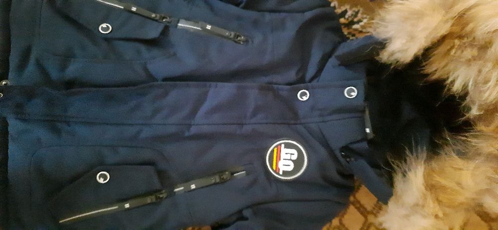 Зимова куртка на 3-5 рочків