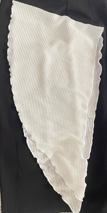 Páreo branco semi transparente