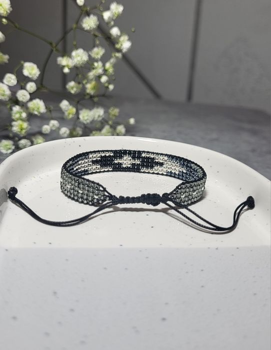 Bransoletka tkana na krośnie